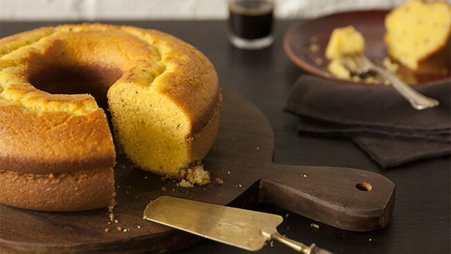 Receita de bolo de fubá com erva doce