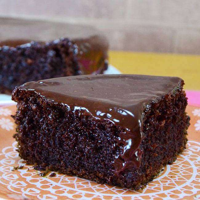 15 melhores receitas de bolo de chocolate para convenções casuais Bolo de chocolate cremoso