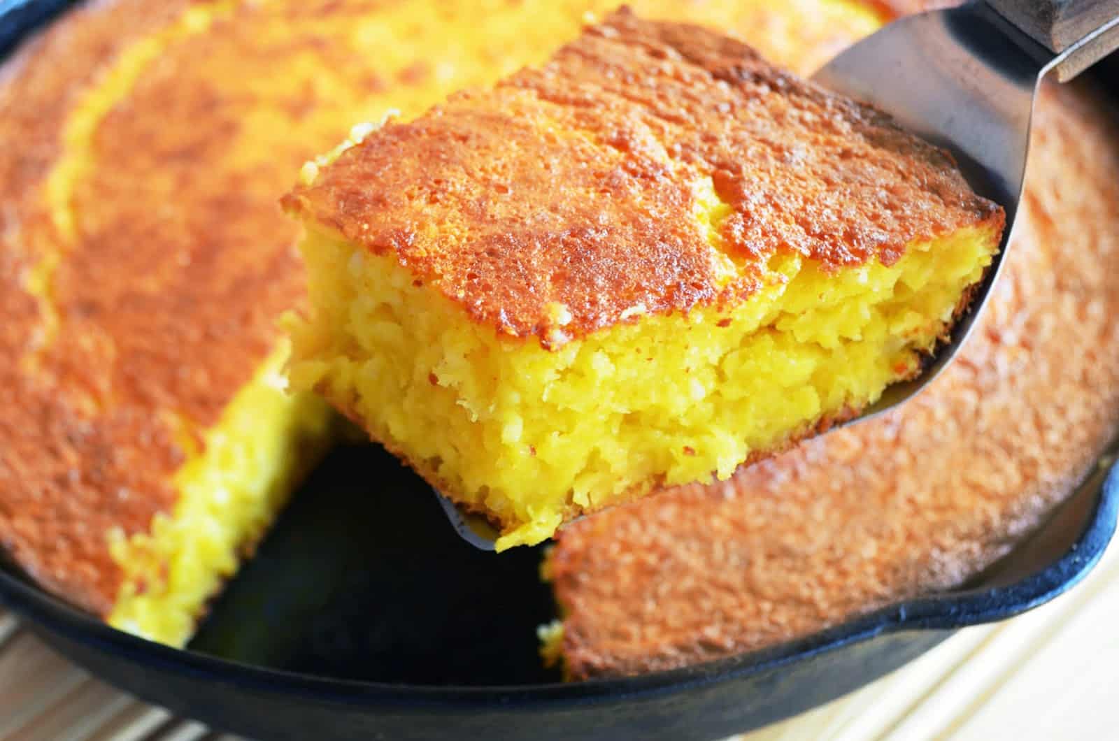 10 receitas de bolo de fubá perfeitas para o lanche da tarde