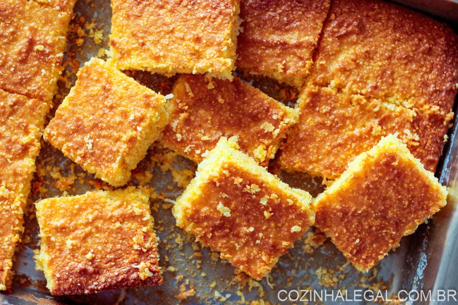 Essas 10 receitas de bolo de milho vão te deixar com água na boca Conheça essas receitas de bolo de milho inesquecíveis