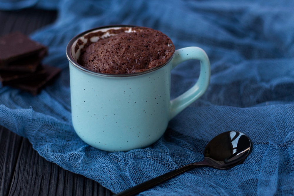 Conheça os 15 bolos populares entre os brasileiros Receita de bolo de chocolate de caneca light