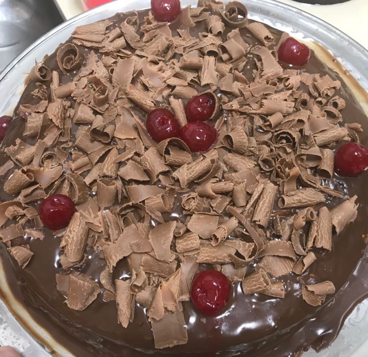 15 melhores receitas de bolo de chocolate para convenções casuais Receita de bolo de chocolate com cereja