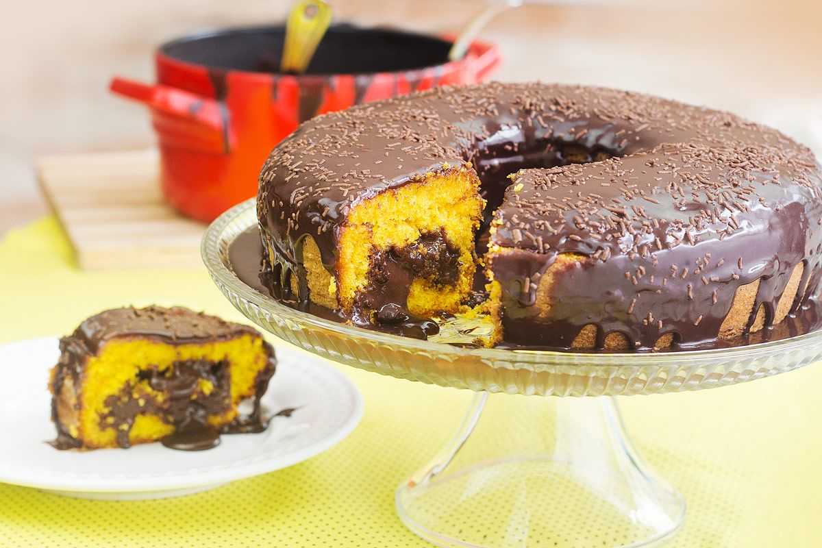 8 receitas de bolo de cenoura para saborear no seu fim de semana