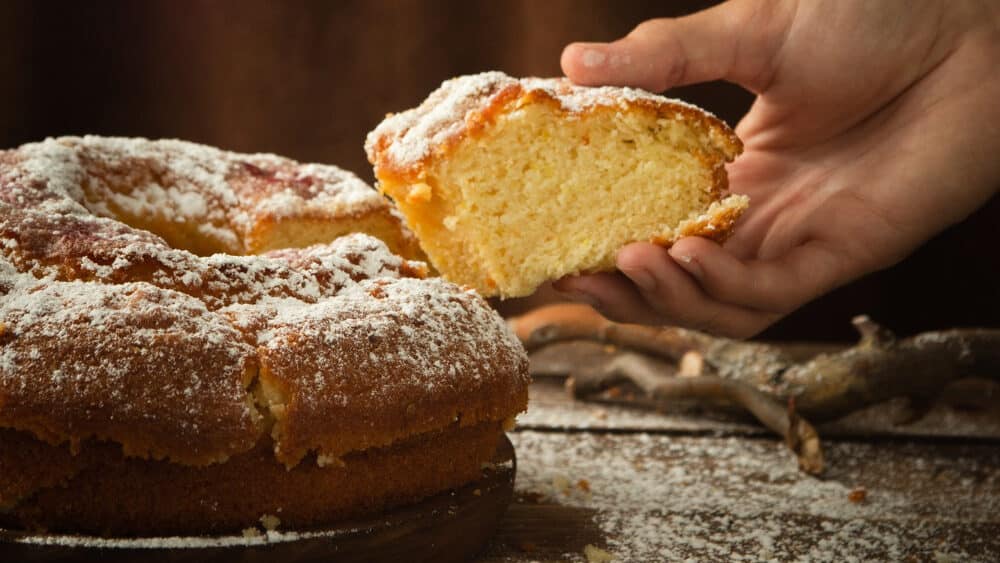 Essas 10 receitas de bolo de milho vão te deixar com água na boca Veja essas 15 receitas de bolo para o lanche da tarde!